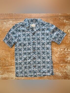 NWNT Patagonia Pataloha button up shirt manta ray pattern Size Large Youth Boys